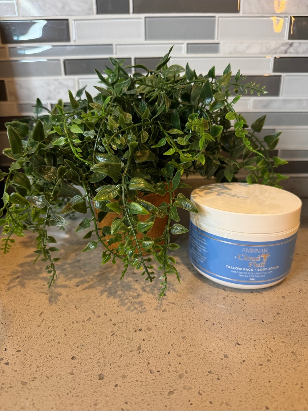AMINNAH - Cloud Fluff Tallow Face & Body Scrub (light blue)
